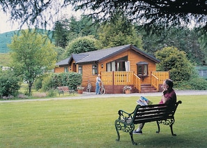 Exterior - Log cabin with one double with en suite shower and two twin. (Ettrick Valley, Nr Hawick)
