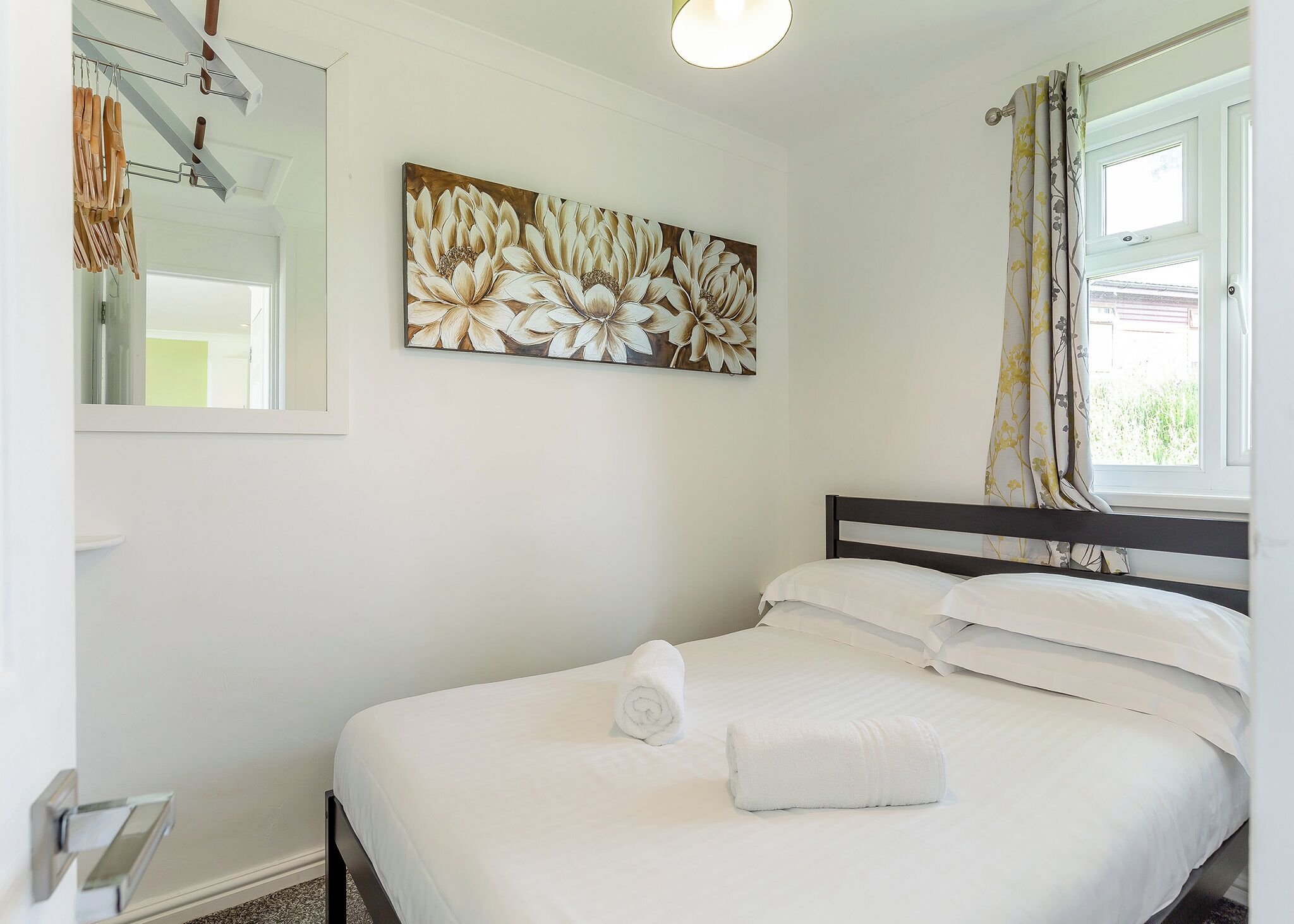 2 bedrooms
