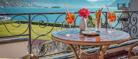 Junior Suite Lago Ost | Terraza o patio
