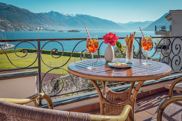 Junior Suite Lago Ost | Terrace/patio - Suite Hotel Sunstar Brissago (Brissago)