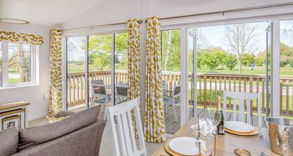 2 bedroom accommodation in Downham Market