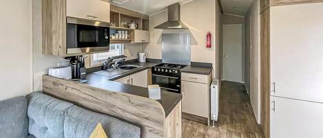 Kühlschrank, Ofen, Herdplatte, Toaster