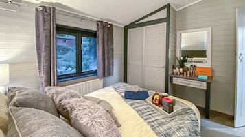 3 bedrooms