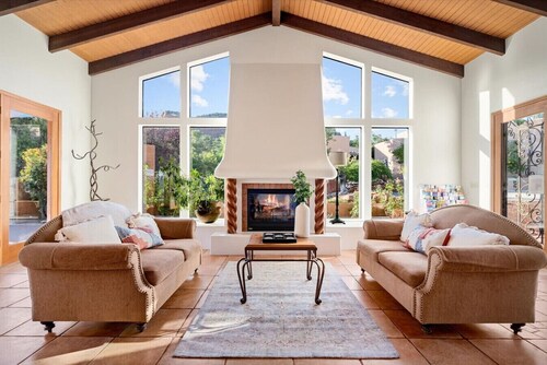 Painted Desert Suite - Adobe Village