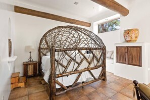 1 habitación, escritorio, wifi gratis y ropa de cama 