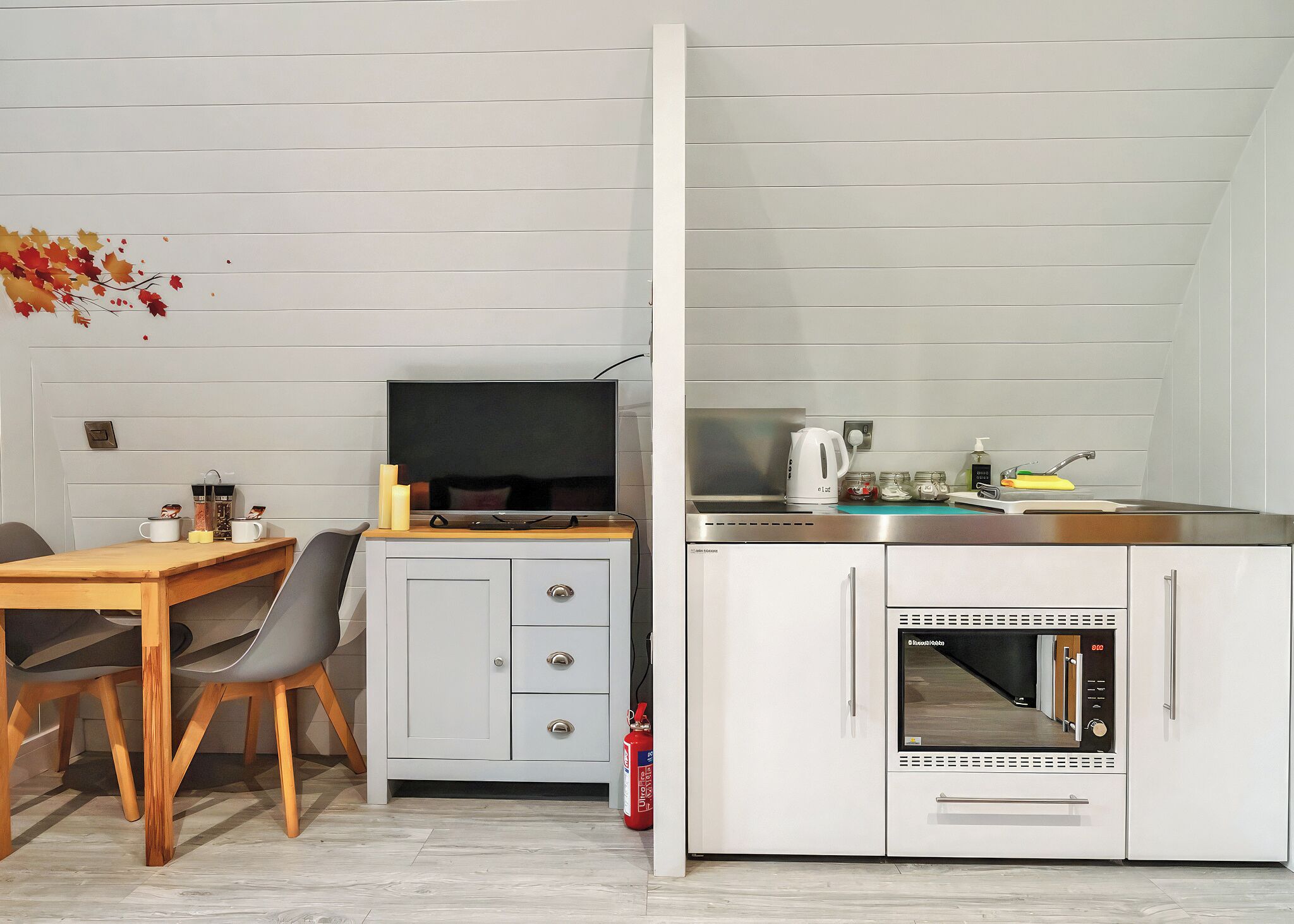 Fridge, toaster, cookware/dishes/utensils