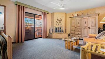 TV de tela plana, DVD player