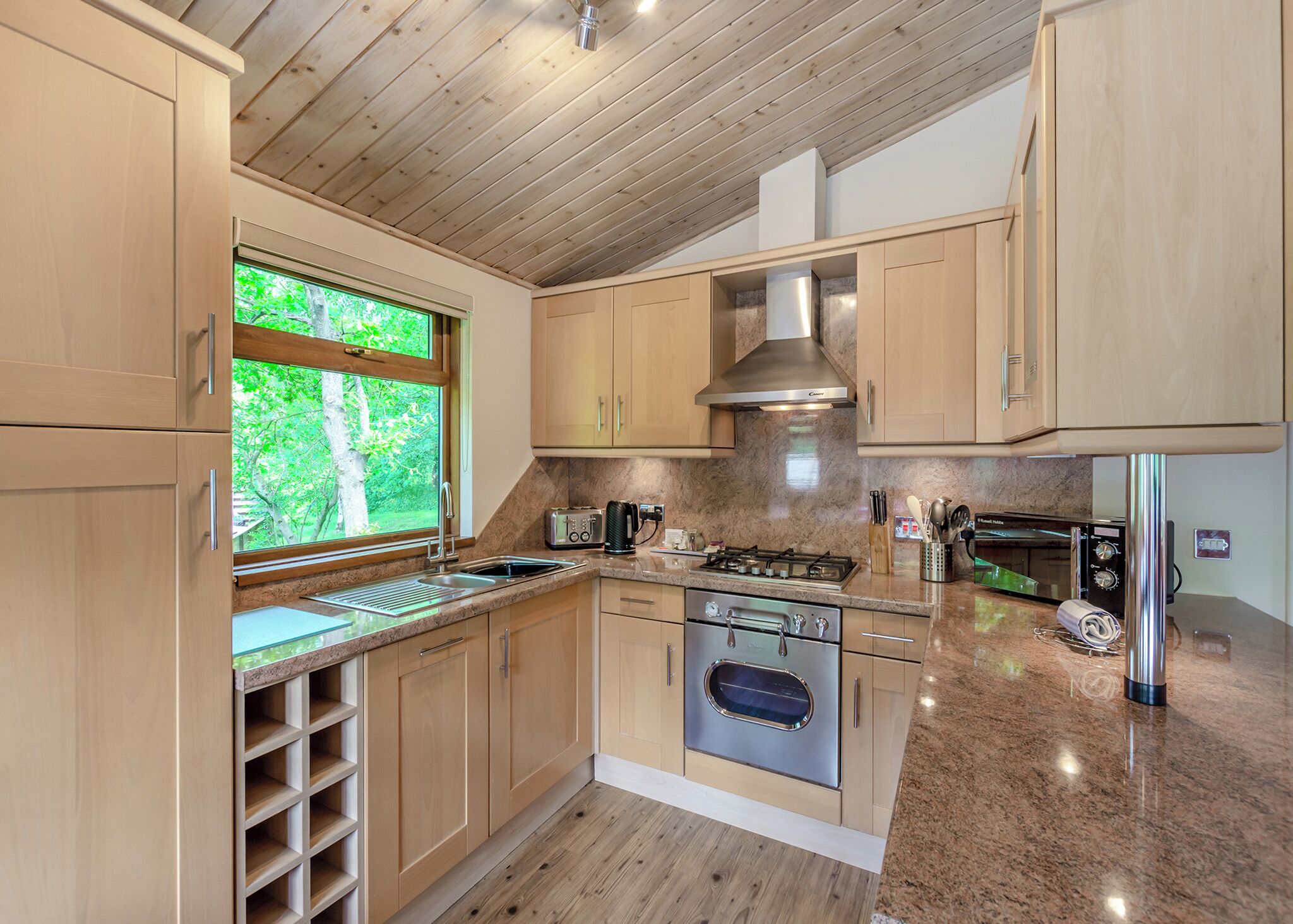 Fridge, oven, stovetop, toaster