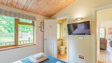 2 bedrooms, free WiFi