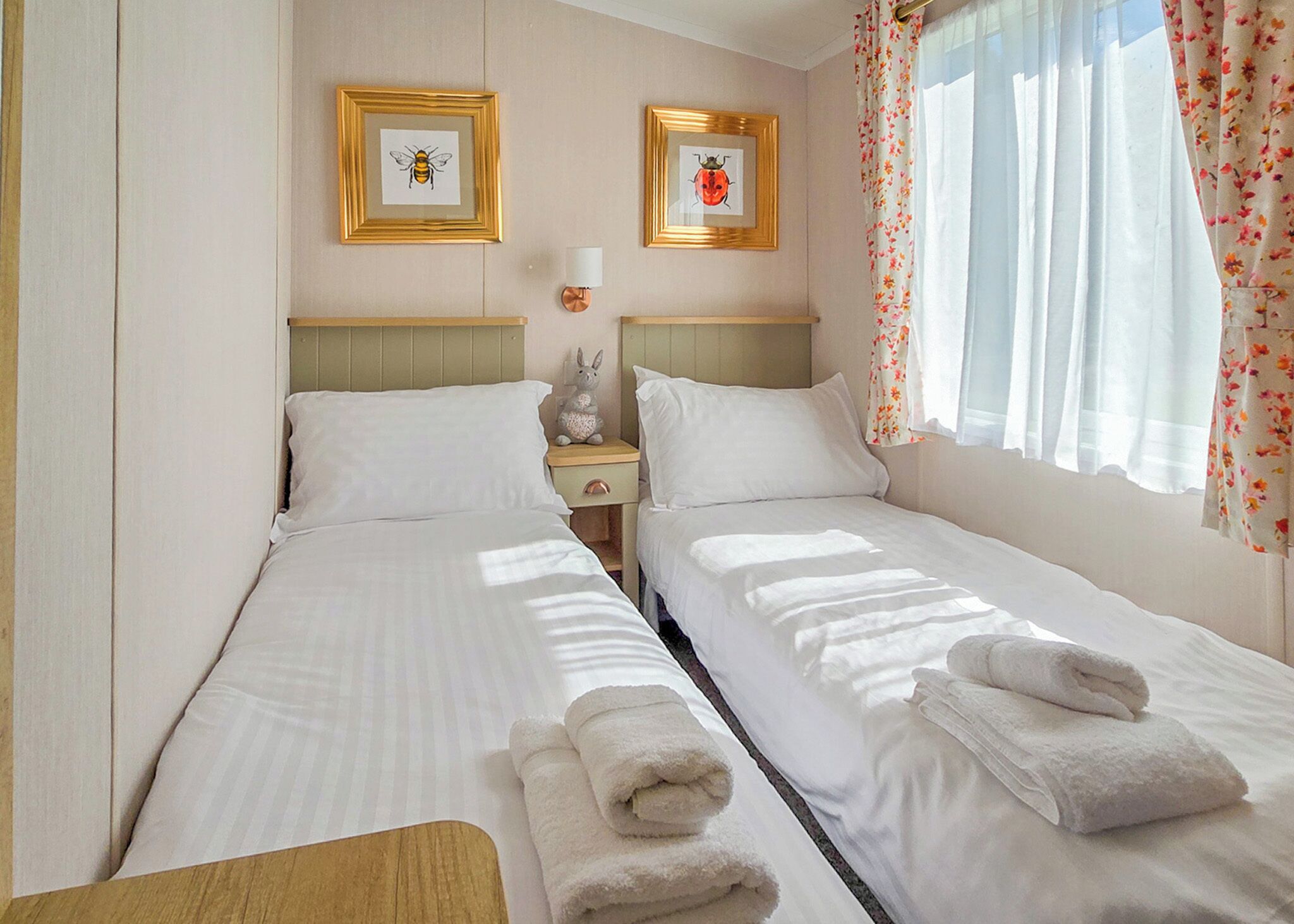 2 bedrooms