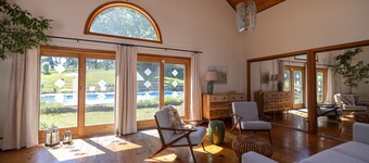 Country Estate Outside Hudson - Heated Extra Large Pool w/ Outdoor Barrel Sauna