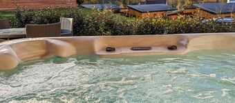 2 bedroom accommodation in Gledrid, Chirk