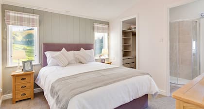 2 bedroom accommodation in Glenluce, Newton Stewart