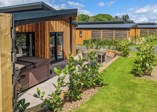 A magnificent bespoke lodge perfect for a family escape.