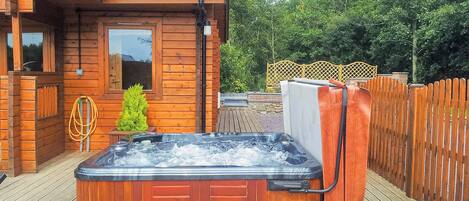 Baignoire à remous extérieure