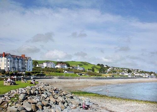 3 chambres à coucher à Criccieth, Gwynedd
