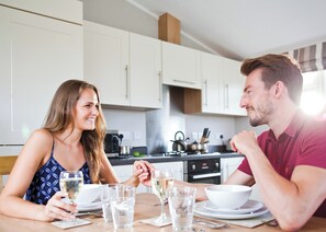 Geladeira, fogão, cooktop, torradeira