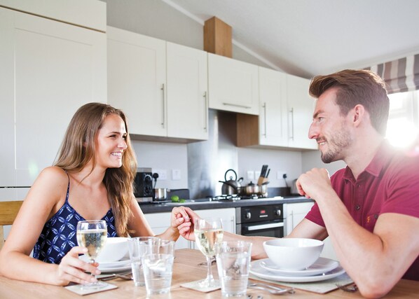 Refrigerador, horno, parrilla de estufa y tostadora 