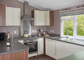 Kühlschrank, Ofen, Herdplatte, Toaster