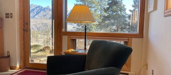 Steps to the lift. All the comforts of home. Amazing views from both floors!