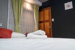 Basic Double Room | Premium bedding, free WiFi -  Gardens House, Airport Juan Santamaría, Alajuela, San Jose (Alajuela)
