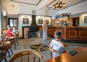 Bar (in der Unterkunft)
