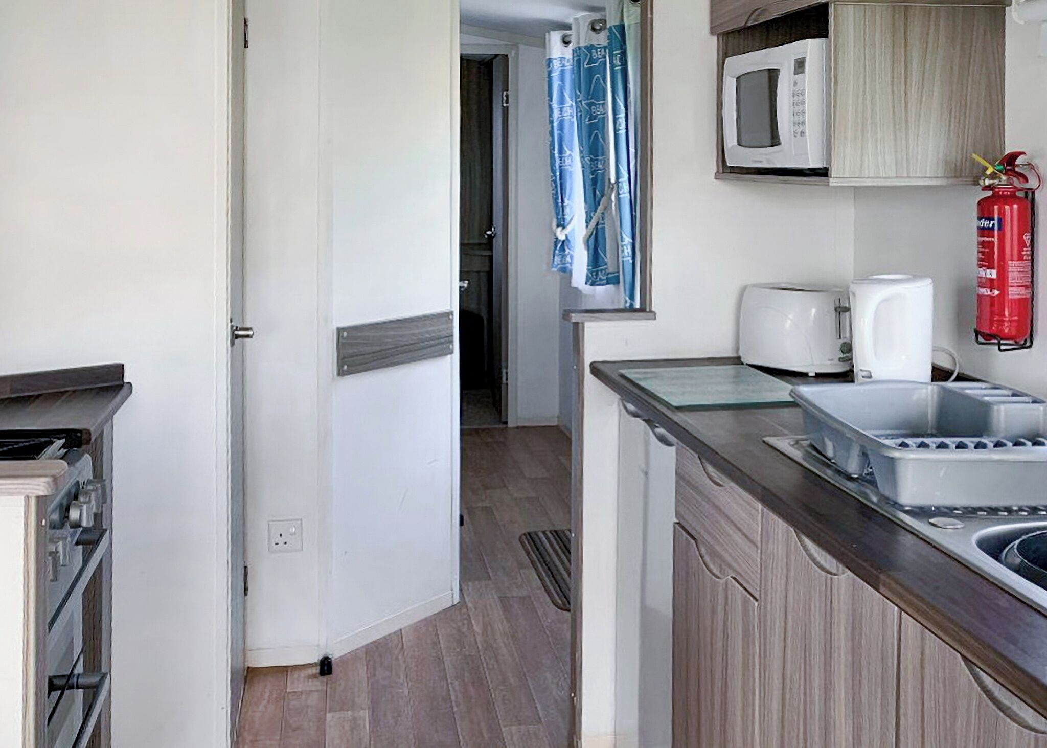 Fridge, oven, stovetop, toaster