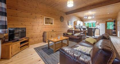 Semi-detached lodge with modern styling features.