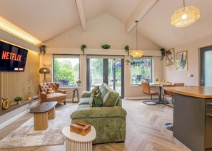 Living area - 1 bedroom accommodation in South Duffield, Nr York (South Duffield, Nr York)