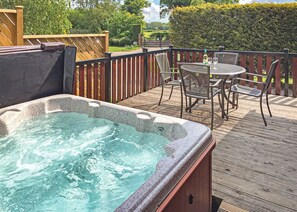 Outdoor dining - 2 bedroom accommodation in Easingwold (Easingwold)