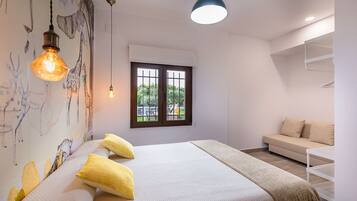 1 bedroom, travel crib, free WiFi