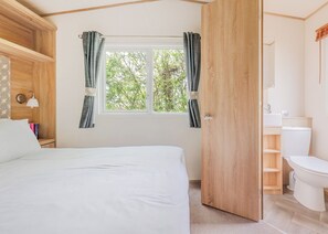 3 bedrooms