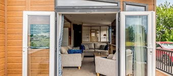 Luxury Lodge Hot Tub
