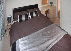 3 camere