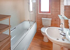 Bathroom - 2 bedroom accommodation in Newport, Pembrokeshire (Newport, Pembrokeshire)