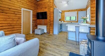 1 bedroom accommodation in Annbank, Ayr