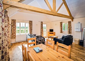 Living area - 2 bedroom accommodation in Palgrave, Diss (Palgrave, Diss)