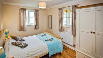 2 多间卧室、免费 WiFi