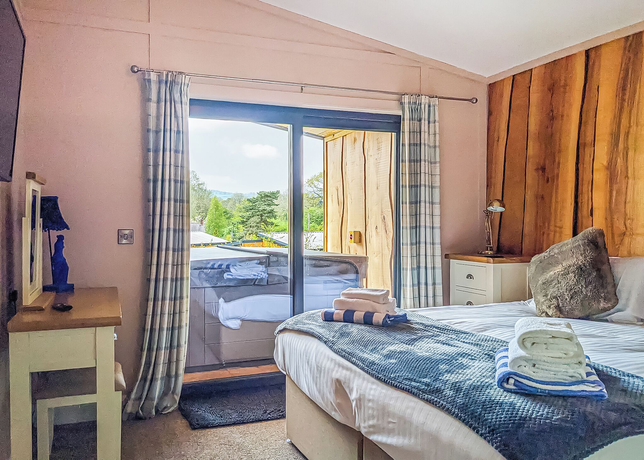 3 bedrooms