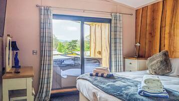 3 bedrooms