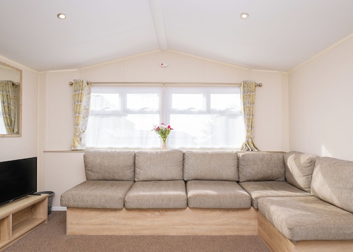 2 bedroom accommodation in Looe