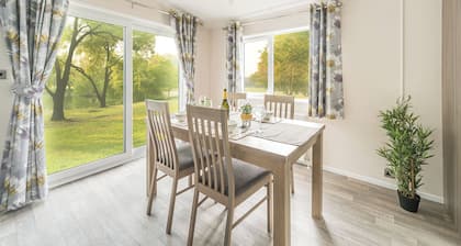 Pondview Retreat Lodge