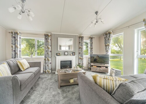 Pondview Retreat Lodge