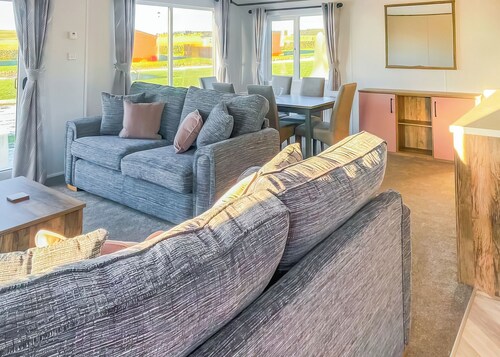 Pondview Retreat Lodge