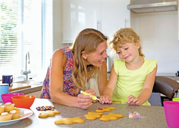 Miscellaneous - 3 bedroom accommodation in Carnmenellis, Nr Falmouth (Carnmenellis, Nr Falmouth)