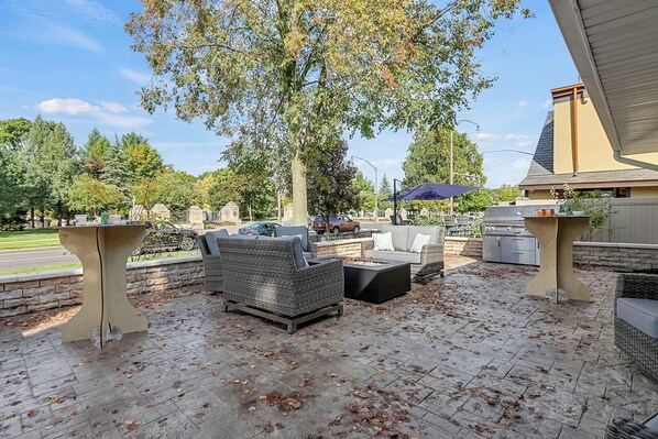 屋外ダイニングエリア