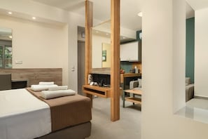 1 bedroom, bed sheets