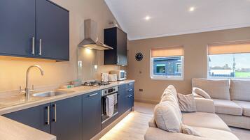 Fridge, oven, stovetop, toaster