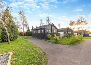 Exterior - 2 bedroom accommodation in Snainton Luxury Lodges (Snainton Luxury Lodges)