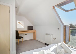 2 bedrooms, free WiFi - Bay Retreat Villa (sleeps 6) (Padstow)